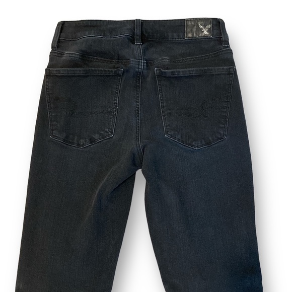 AEO black 360 super stretch hi-rise jeggings - Picture 3 of 9